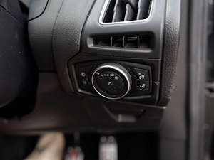Ford Focus thumbnail