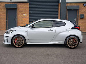 Toyota GR YARIS thumbnail