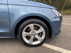 Audi A1 thumbnail