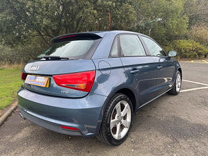 Audi A1 thumbnail