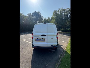 Ford Transit Courier thumbnail