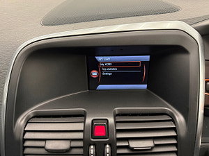 Volvo XC60 thumbnail