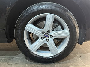 Volvo XC60 thumbnail