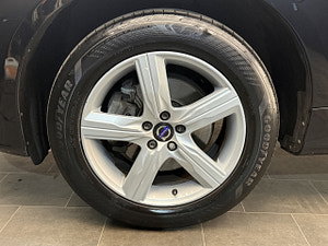 Volvo XC60 thumbnail
