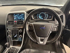 Volvo XC60 thumbnail