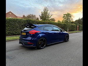 Ford Focus thumbnail