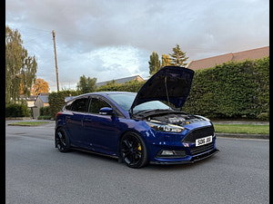 Ford Focus thumbnail
