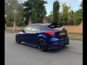 Ford Focus thumbnail