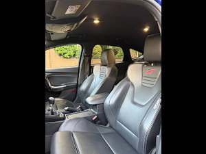 Ford Focus thumbnail