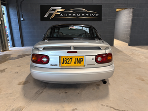 Mazda MX-5 thumbnail