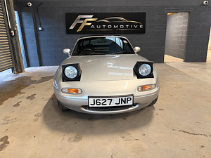 Mazda MX-5 thumbnail