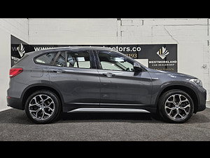 BMW X1 thumbnail