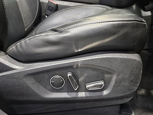 Ford S-Max thumbnail