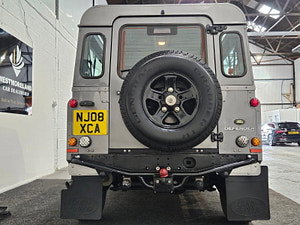 Land Rover Defender 90 thumbnail
