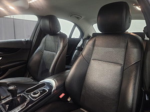 Mercedes-Benz C Class thumbnail