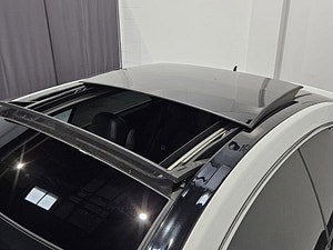 Mercedes-Benz E Class thumbnail