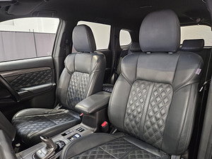 Mitsubishi Outlander thumbnail