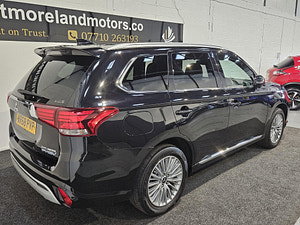 Mitsubishi Outlander thumbnail