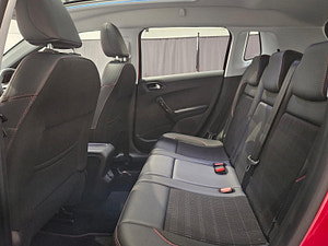 Peugeot 2008 thumbnail