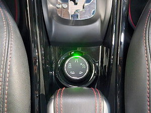 Peugeot 2008 thumbnail