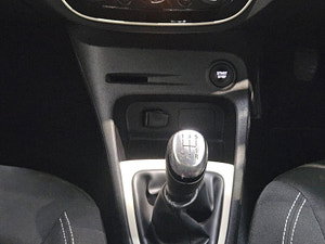 Renault Captur thumbnail