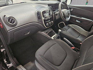 Renault Captur thumbnail