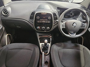 Renault Captur thumbnail