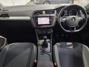 Volkswagen Tiguan thumbnail