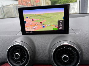 Audi Q2 thumbnail