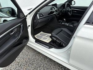 BMW 3 Series thumbnail