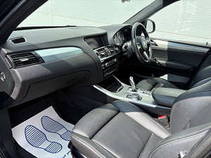 BMW X3 thumbnail