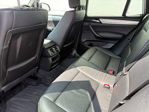 BMW X3 thumbnail