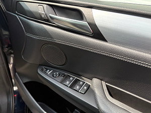BMW X3 thumbnail