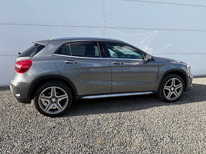 Mercedes-Benz GLA thumbnail