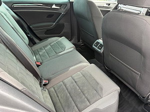 Volkswagen Golf thumbnail