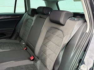 Volkswagen Golf thumbnail