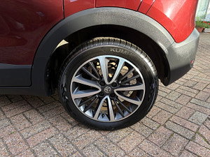 Vauxhall Crossland X thumbnail