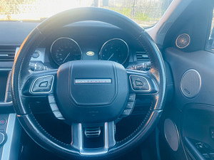 Land Rover Range Rover Evoque thumbnail