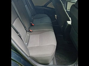 Toyota Avensis thumbnail