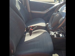 Toyota Yaris thumbnail