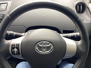 Toyota Yaris thumbnail