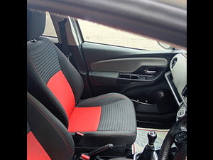 Toyota Yaris thumbnail
