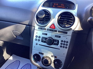 Vauxhall Corsa thumbnail