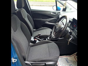 Vauxhall Crossland X thumbnail