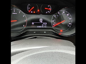 Vauxhall Crossland X thumbnail
