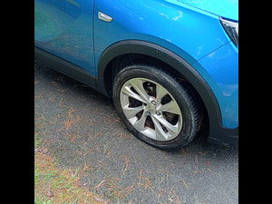Vauxhall Crossland X thumbnail