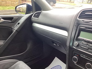 Volkswagen Golf thumbnail