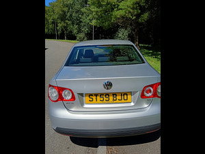 Volkswagen Jetta thumbnail