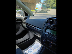 Volkswagen Jetta thumbnail