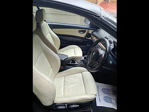 BMW 1 Series thumbnail